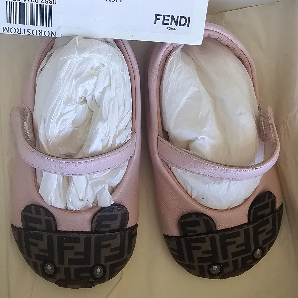 Fendi Baby Girls Shoes Sz 5 - Picture 3 of 12